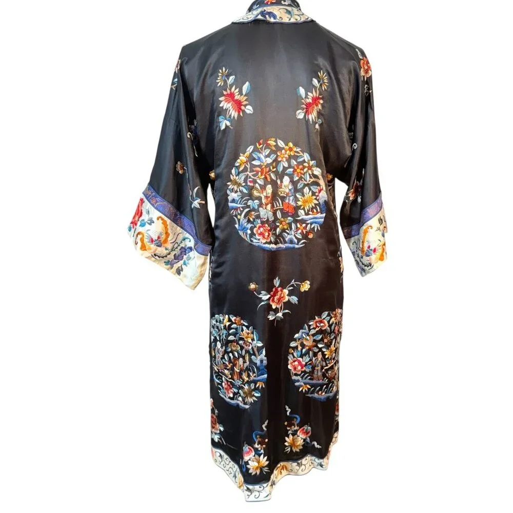 VTG Embroidered Black Silk Robe Floral Asian Design Front Frog Closure Kimono - Picture 5 of 16